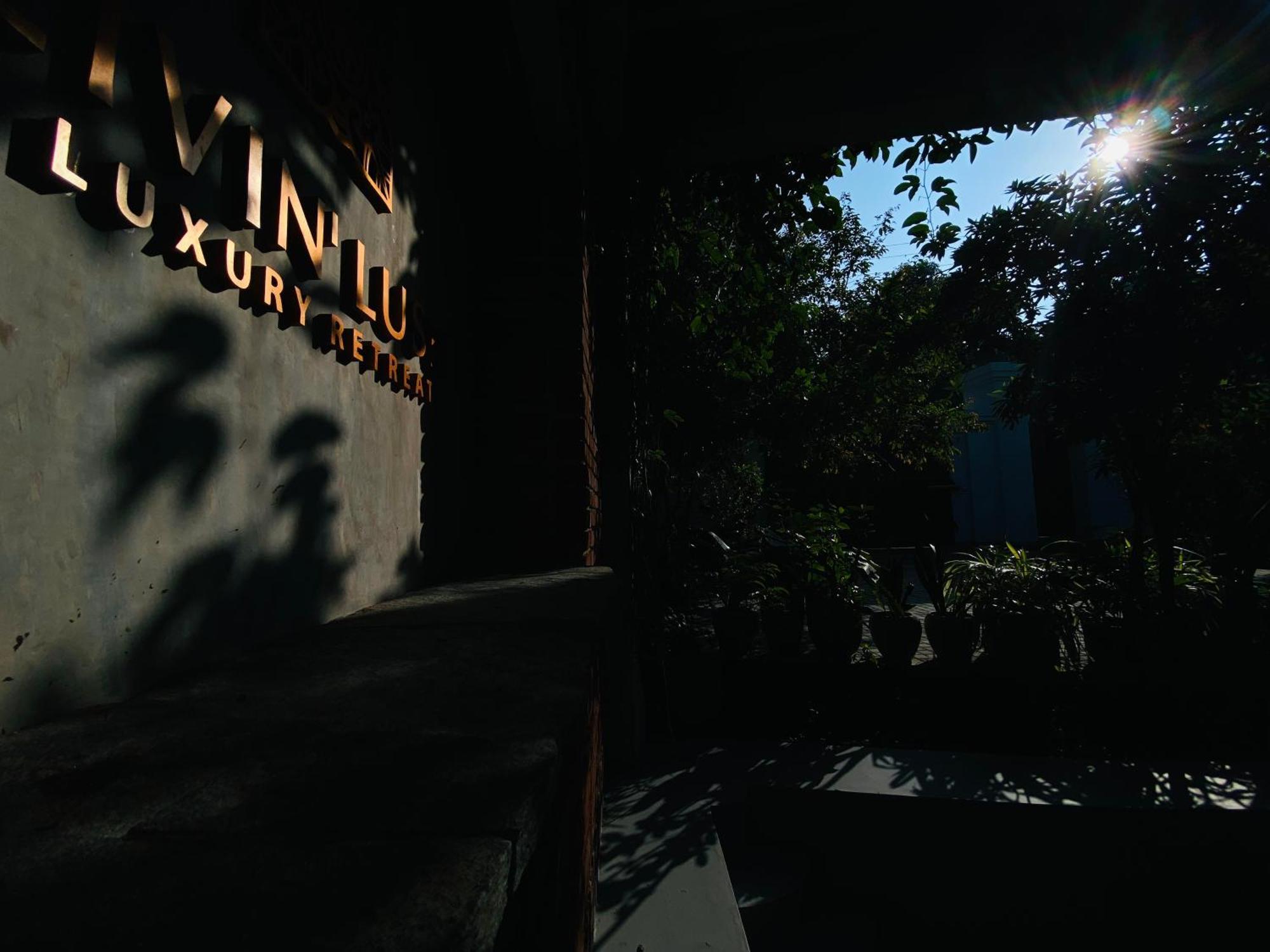 Livin Lush Luxury Retreat Hotel Anuradhapura Exterior photo