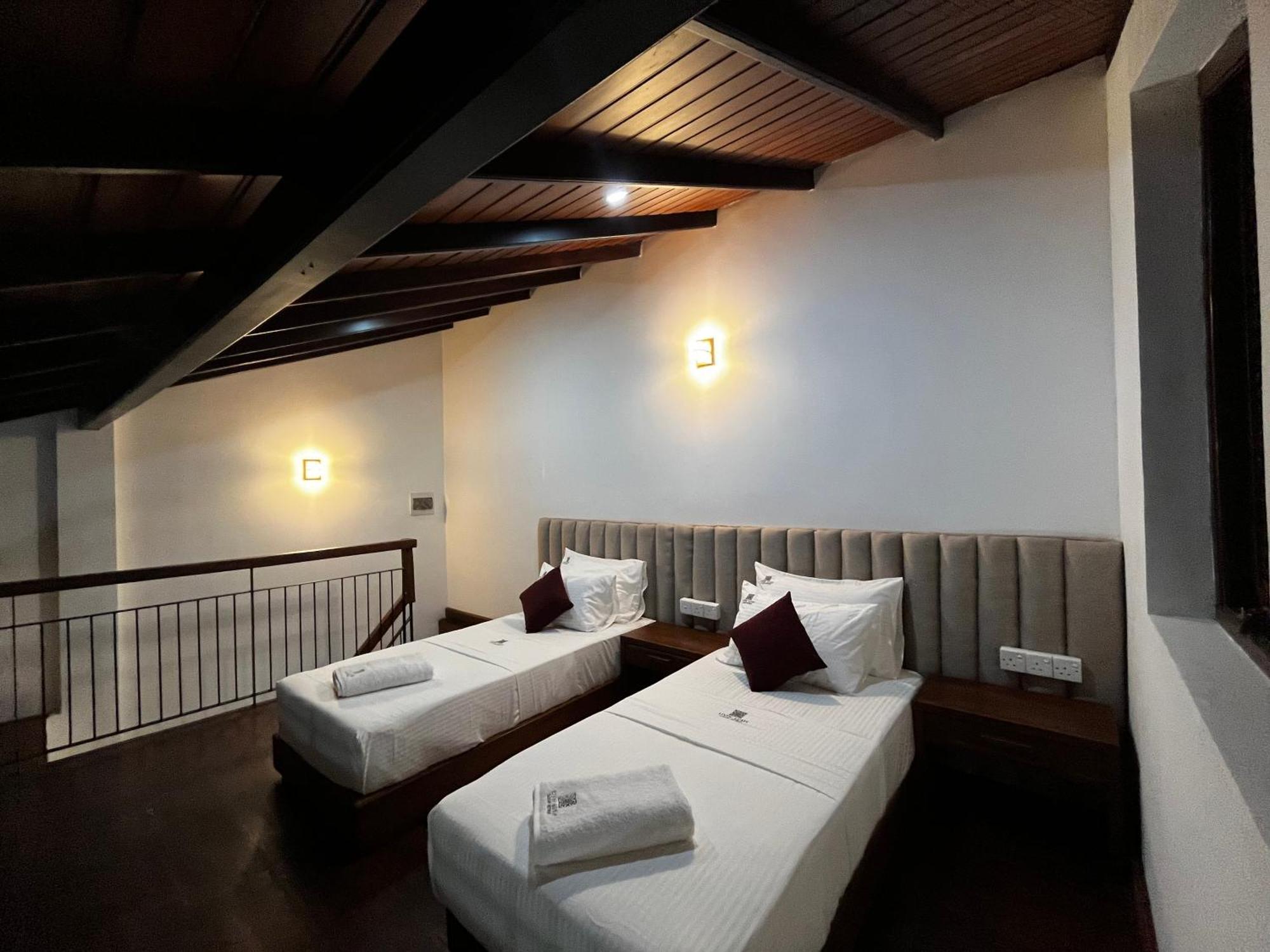 Livin Lush Luxury Retreat Hotel Anuradhapura Exterior photo